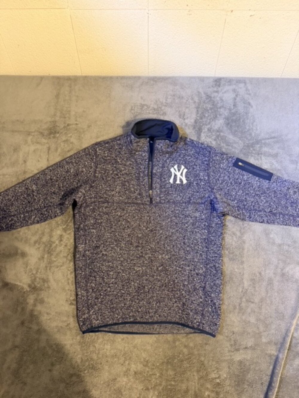 Antigua NY Yankees Quarter Zip Pullover Heather Navy Mens L